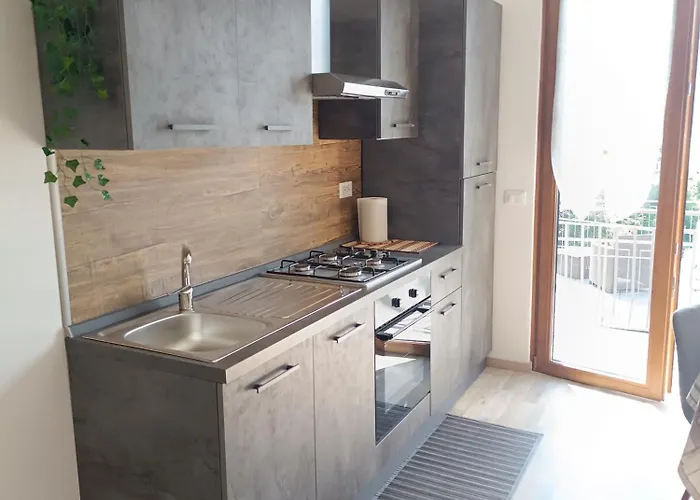 Dudi Jolie Maison - Jacuzzi Appartement