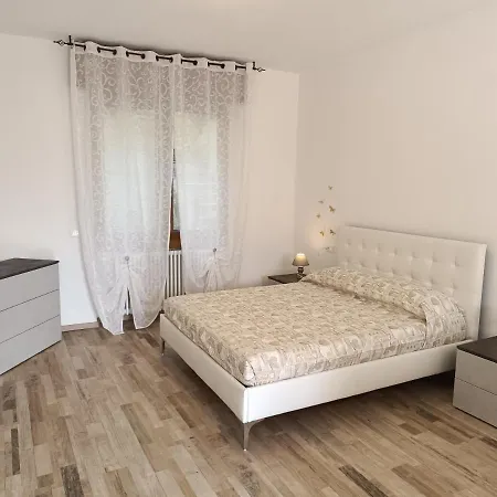 Dudi Jolie Maison - Jacuzzi Apartamento *