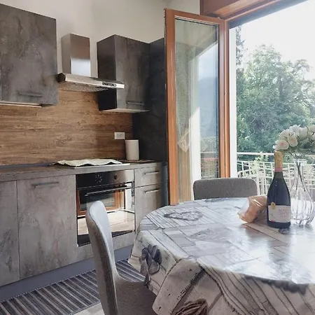 Dudi Jolie Maison - Jacuzzi * Lezzeno